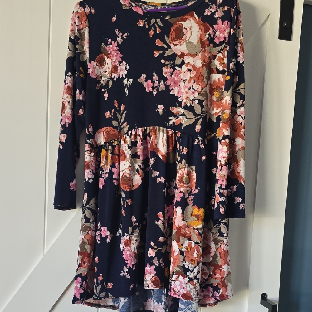 Floral Long Sleeve Boutique Tunic
